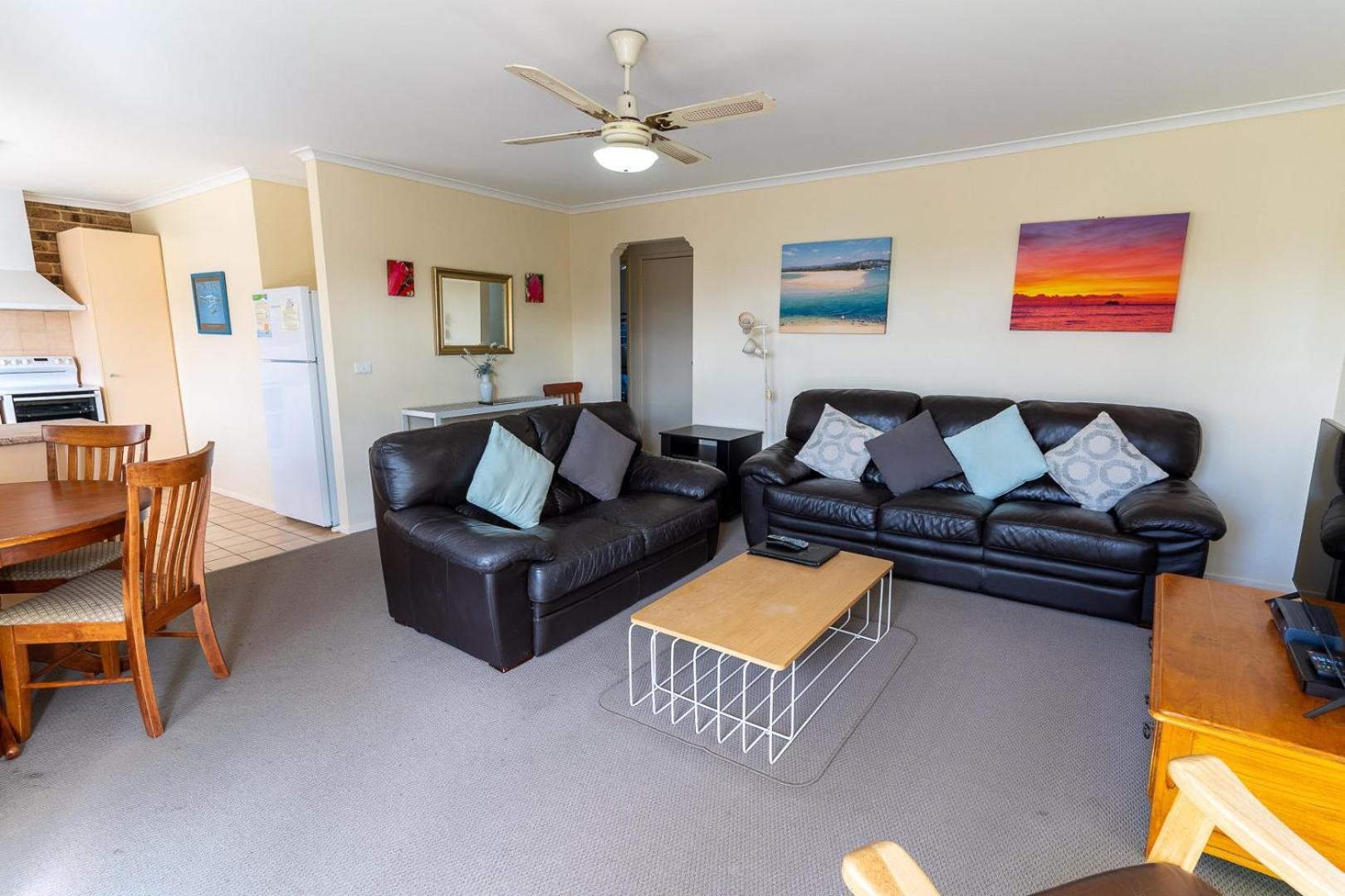 Beachfront Apartments メリンブラ エクステリア 写真