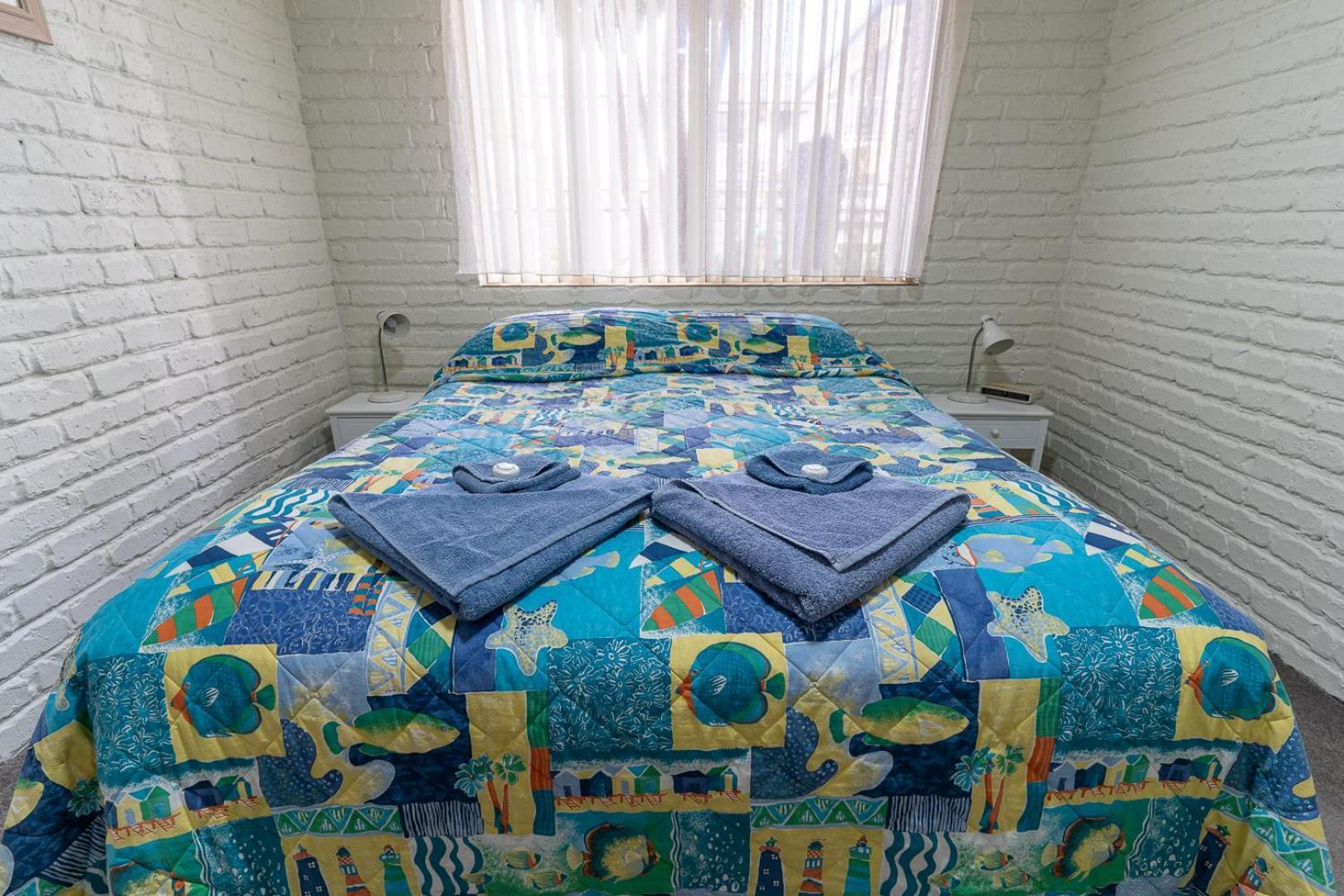 Beachfront Apartments メリンブラ エクステリア 写真