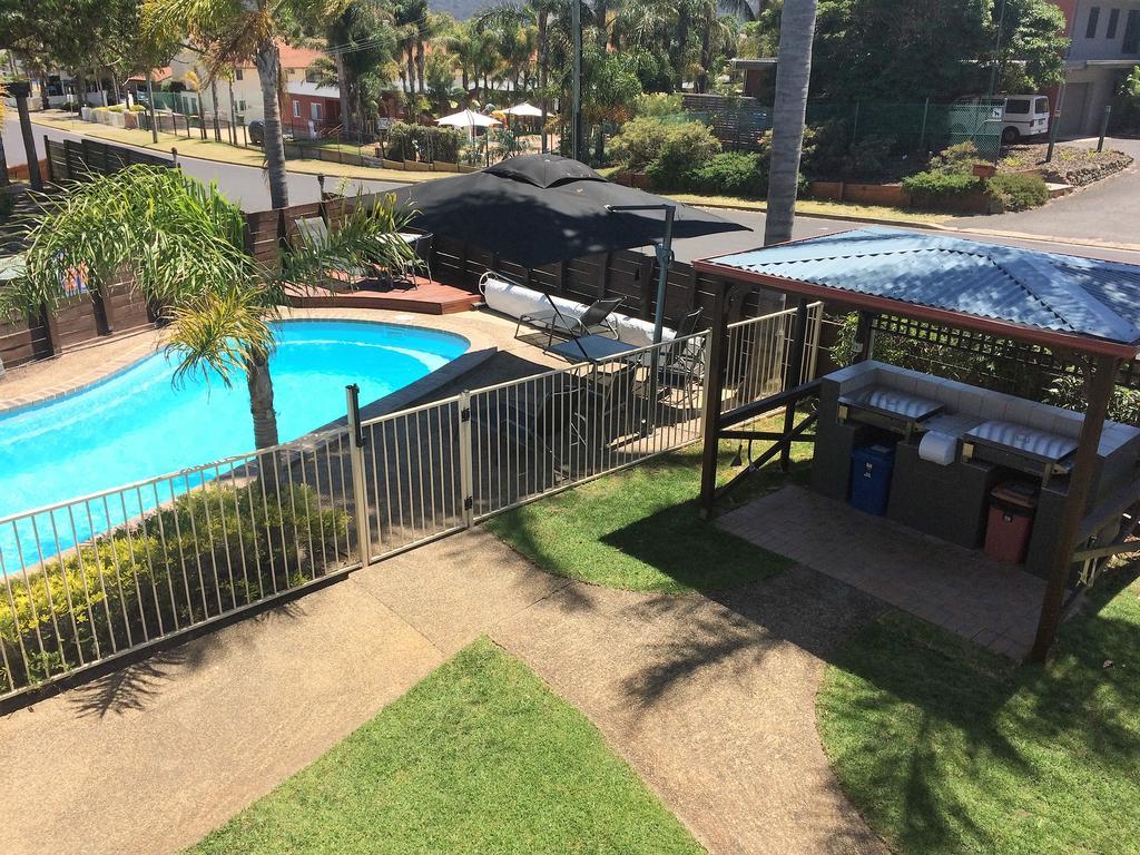 Beachfront Apartments メリンブラ エクステリア 写真
